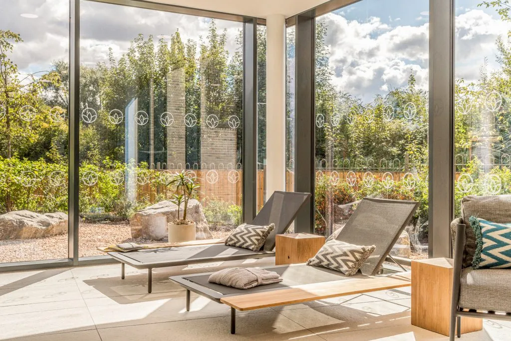 Mayfield Watford retirement village relaxation area